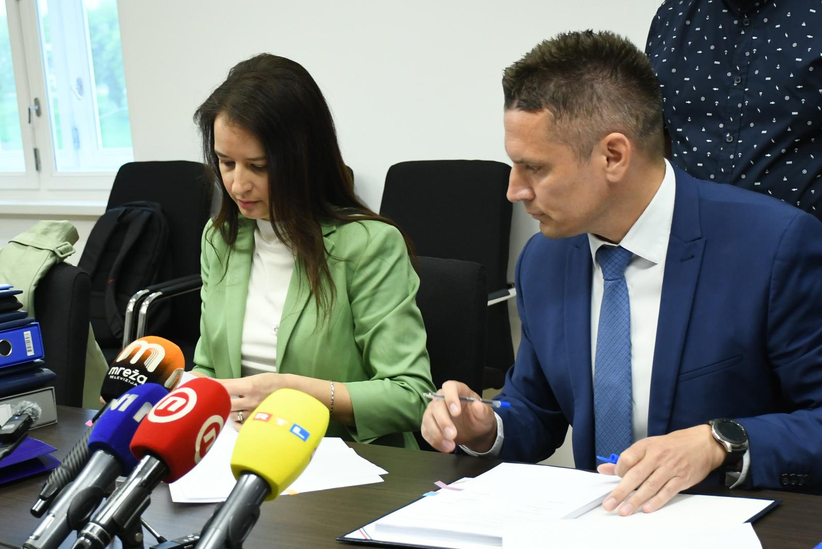 Sisak: Domagoj Orlić preuzeo dužnost gradonačelnika