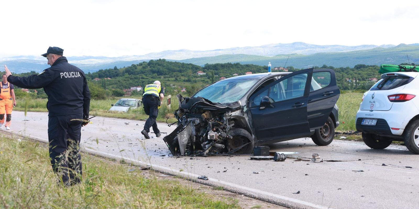 Teška nesreća kod Sinja, u sudaru četiri vozila ozlijeđeno pet osoba