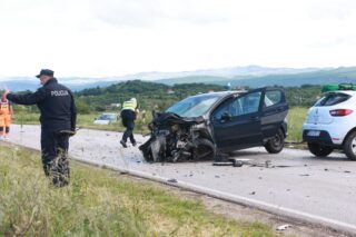 Teška nesreća kod Sinja, u sudaru četiri vozila ozlijeđeno pet osoba