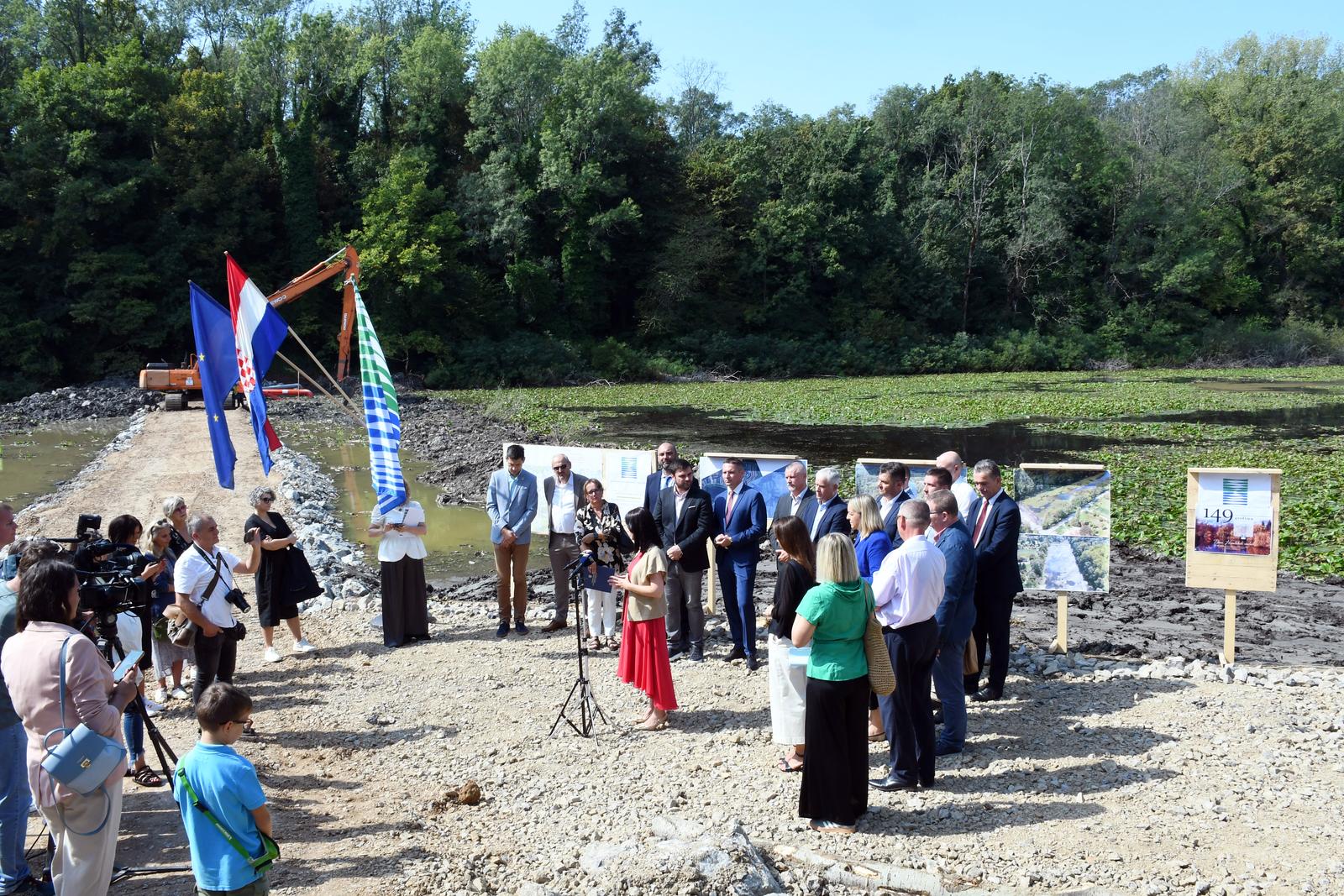 Čigoč: Svečano otvaranje radova na restauraciji riječnog rukavca Tisna u Čigoču
