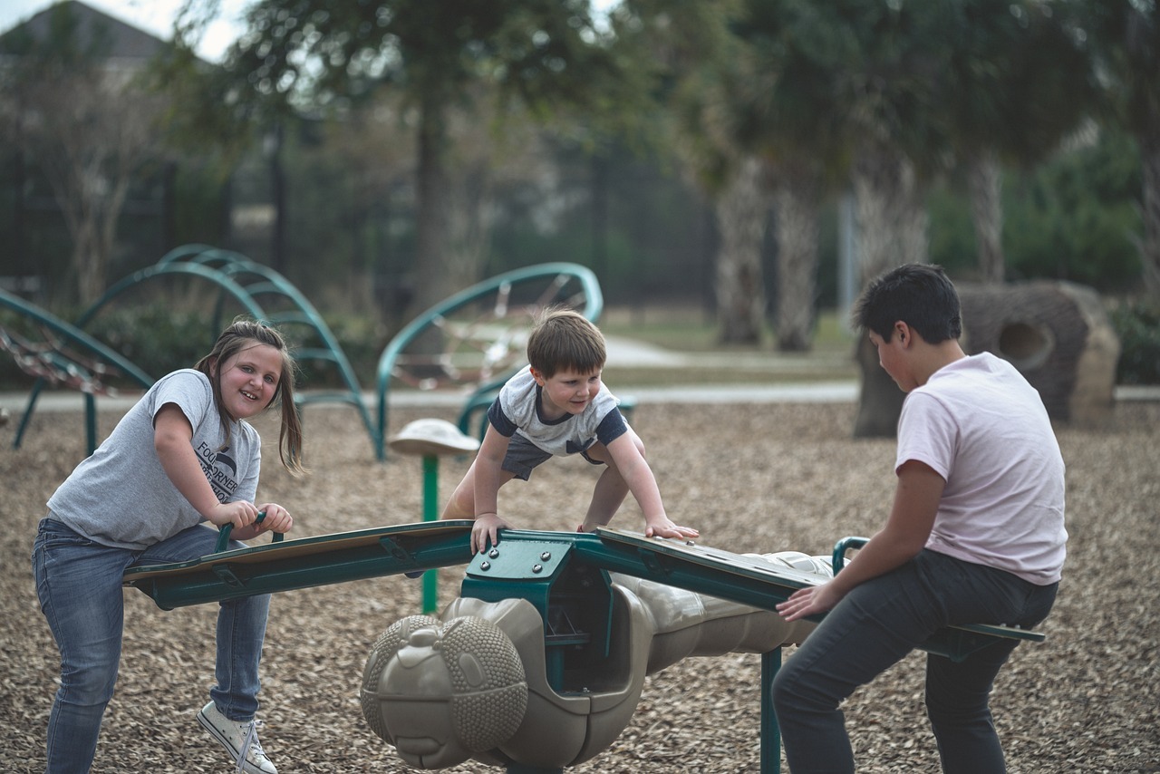 playground-5057327_1280