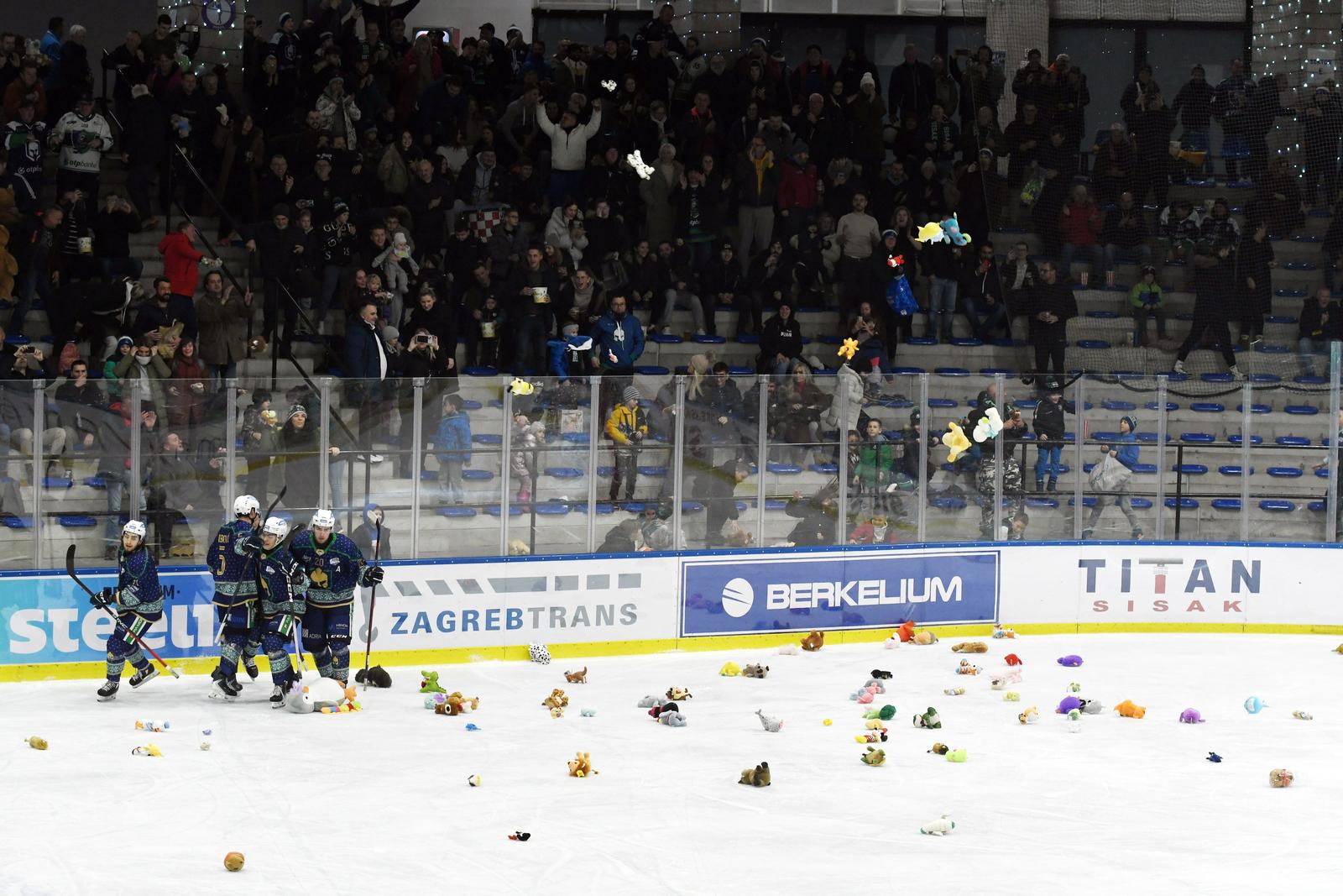 Sisak: Alpska hokejaška liga,KHL Sisak dočekao je Cortinu