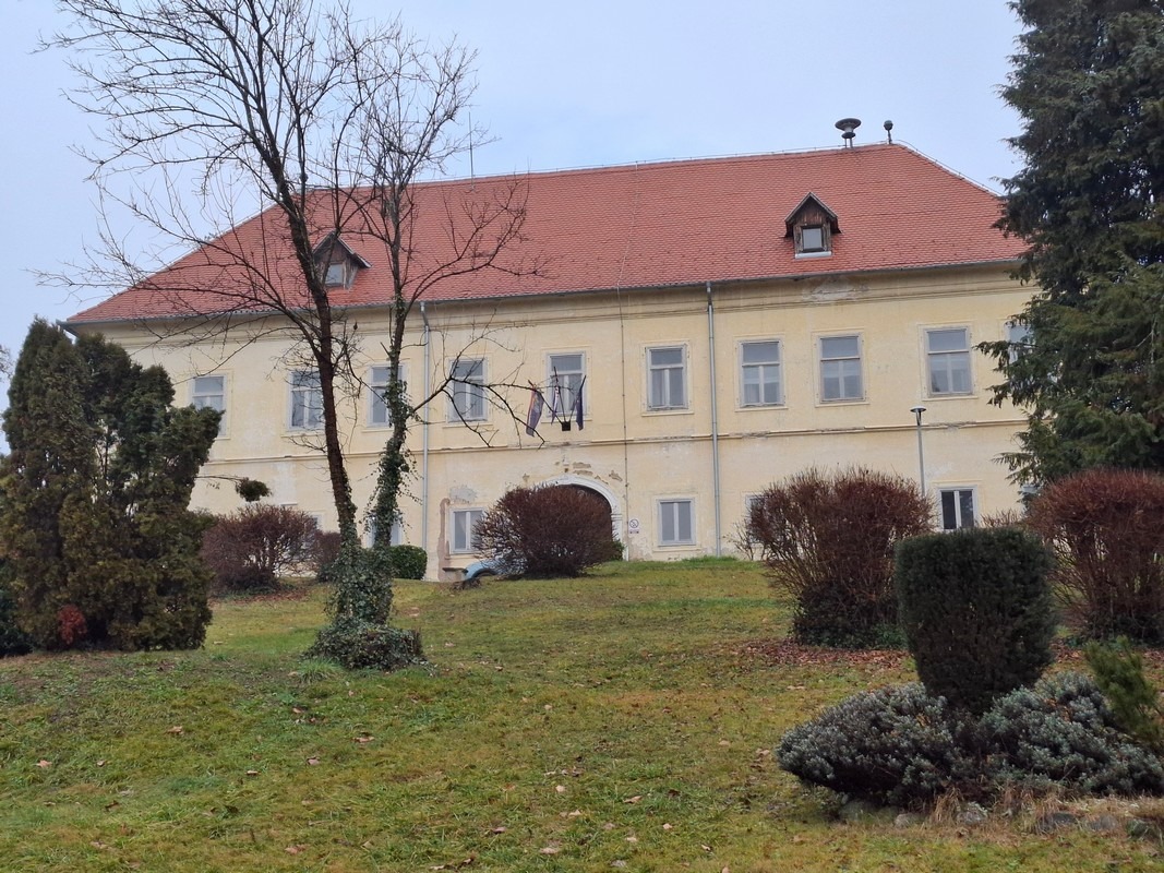 upravna_zgrada_bolnice_3