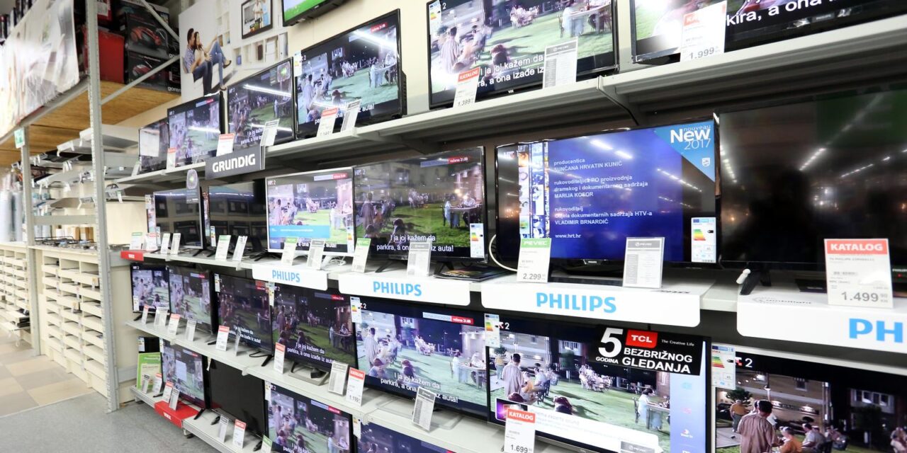 Televizori na odjelu bijele tehnike