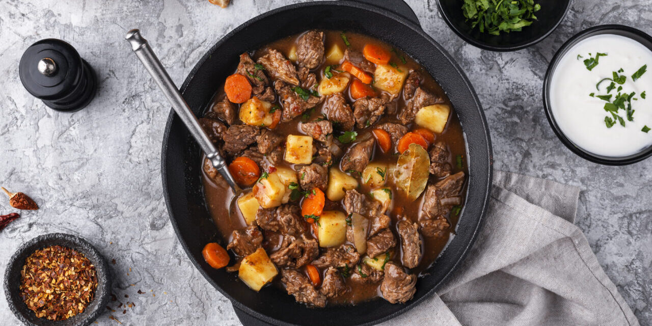 delicious-goulash-ready-dinner-1280×854